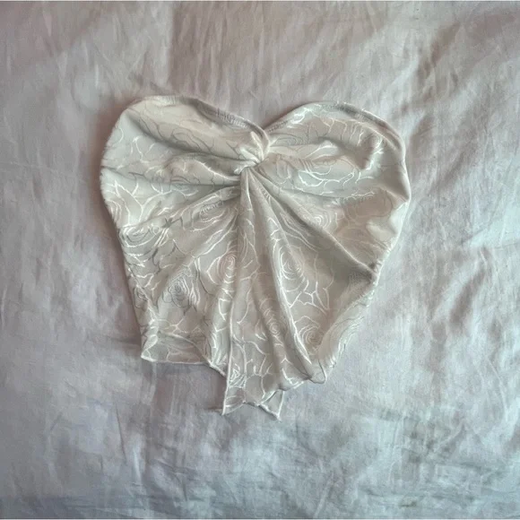 Y2K TWIST FRONT TUBE TOP - Picture 2 of 4